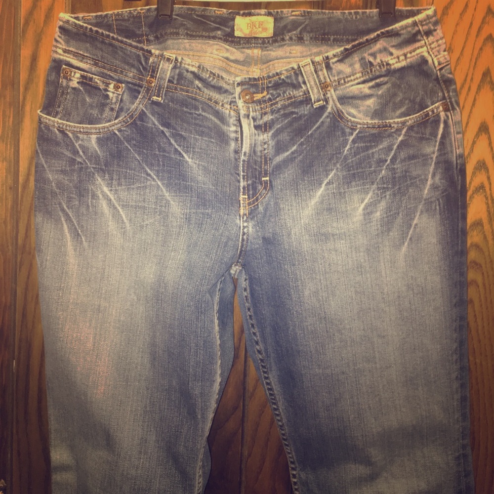 Bke women’s stretch jeans size 34x33 1/2